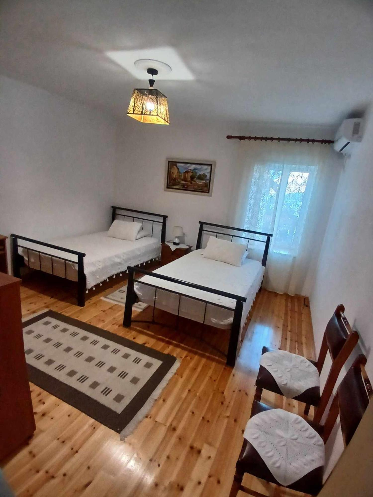 Eniguesthouse Gjirokastër المظهر الخارجي الصورة